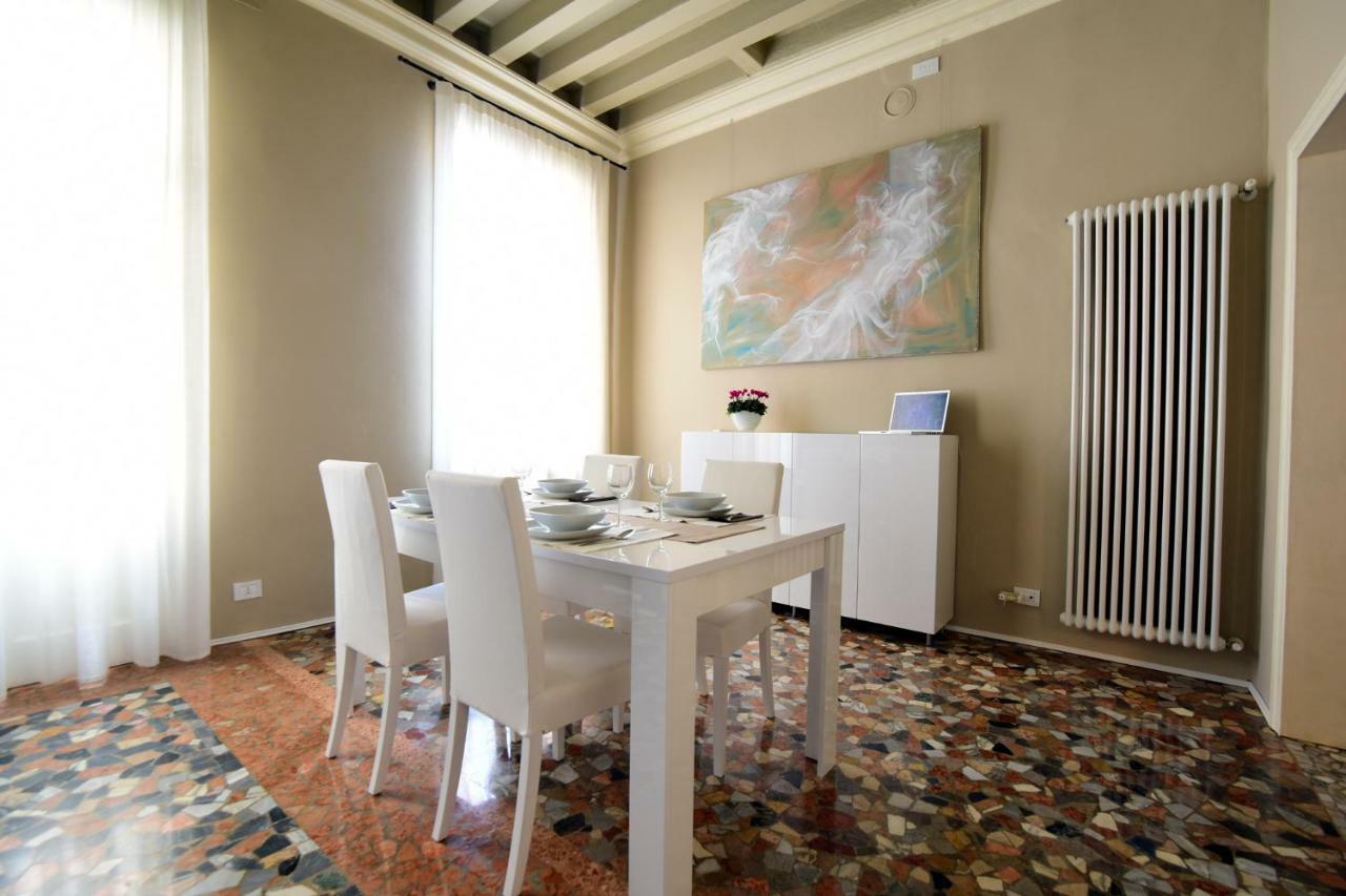 Apartamento In Casa Cogollo